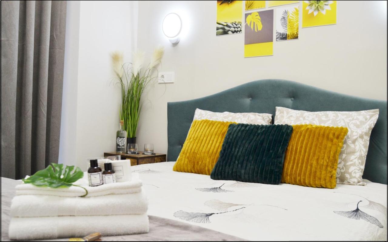 Sunshine - New & Quiet 1Br Apt, Business Area, Close To Airport, Highway A3, Subway Букурещ Екстериор снимка