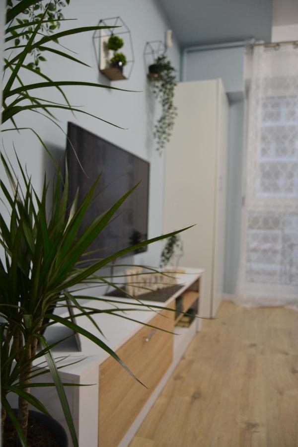 Sunshine - New & Quiet 1Br Apt, Business Area, Close To Airport, Highway A3, Subway Букурещ Екстериор снимка