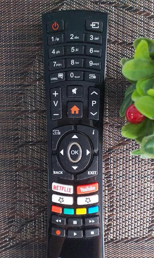 Sunshine - New & Quiet 1Br Apt, Business Area, Close To Airport, Highway A3, Subway Букурещ Екстериор снимка